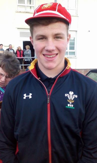 Gethin Davies with Wales Under 16 Cap